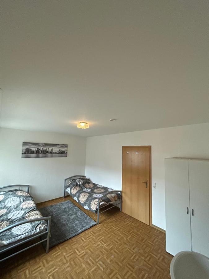1 Zimmer Fuer 2 Personen Bruchsal Exterior foto
